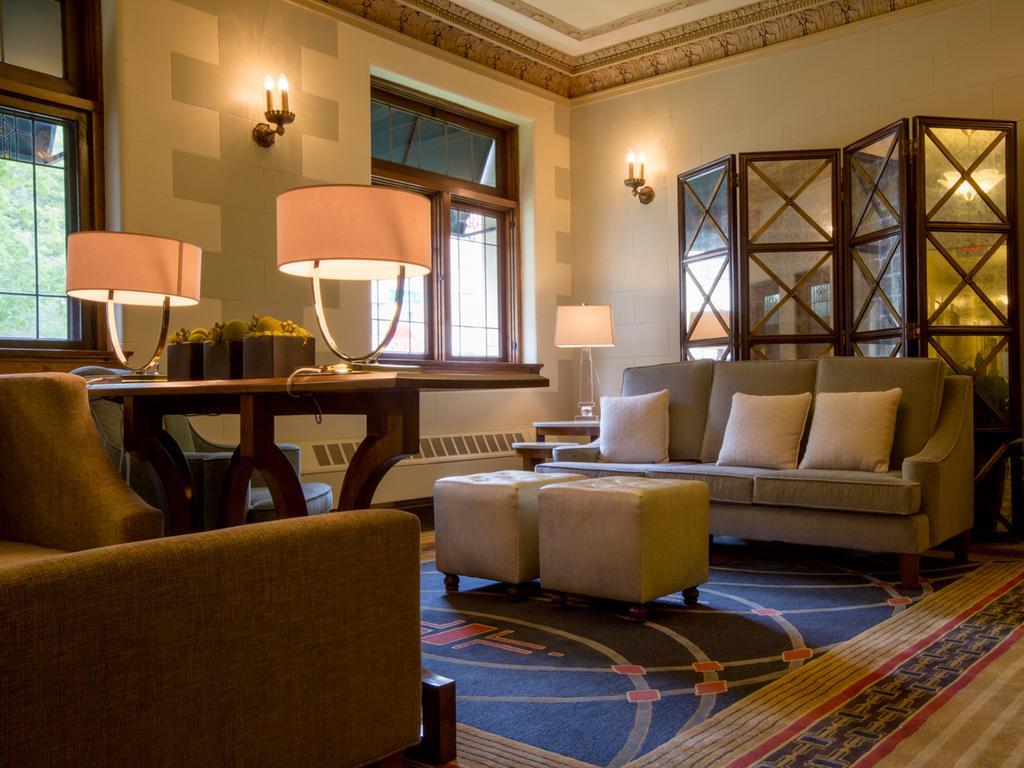 The Plaza Hotel - Милуоки Экстерьер фото